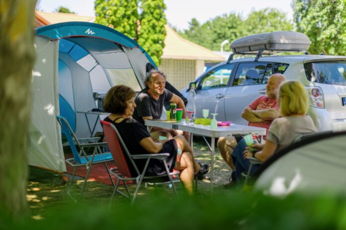 Balatontourist_Strand-Holiday_Hangulat (5)