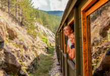 Tavaszi kirándulások kisvasúttal: 7 családbarát út, amit a gyerekek garantáltan szeretni fognak