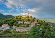 Április Opatijába a tavasz, a művészet, a rekreáció és a kiemelkedő rendezvények találkozását hozza