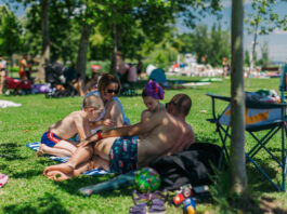 Kamaszokkal nyaralni? A kemping jobb ötlet lehet, mint gondolnád